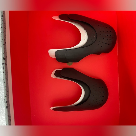 2012 jordan cement 4’s - Picture 15 of 16